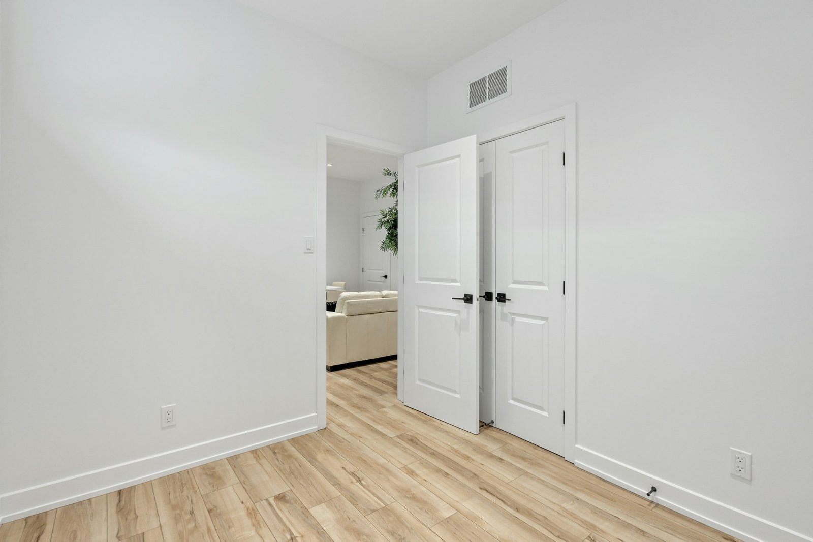 Tür schleift am Boden